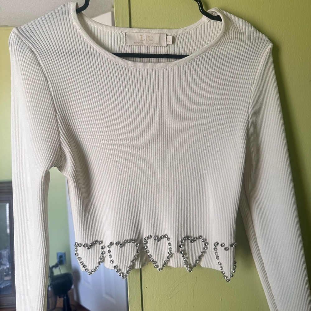 Chic White Crop Top with Heart Accents